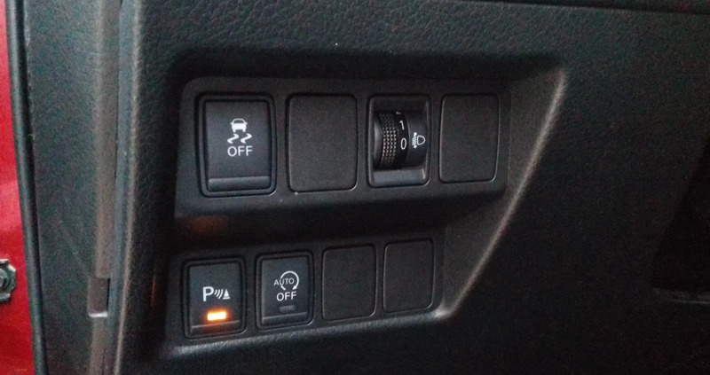 Nissan Qashqai cena 51990 przebieg: 120000, rok produkcji 2015 z Błaszki małe 254